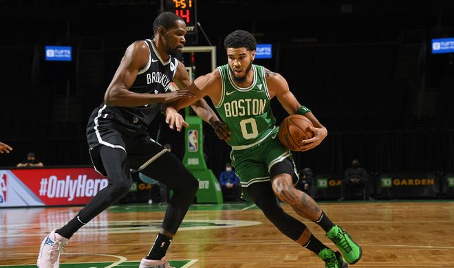 遇形成鲜明 遇形成鲜明