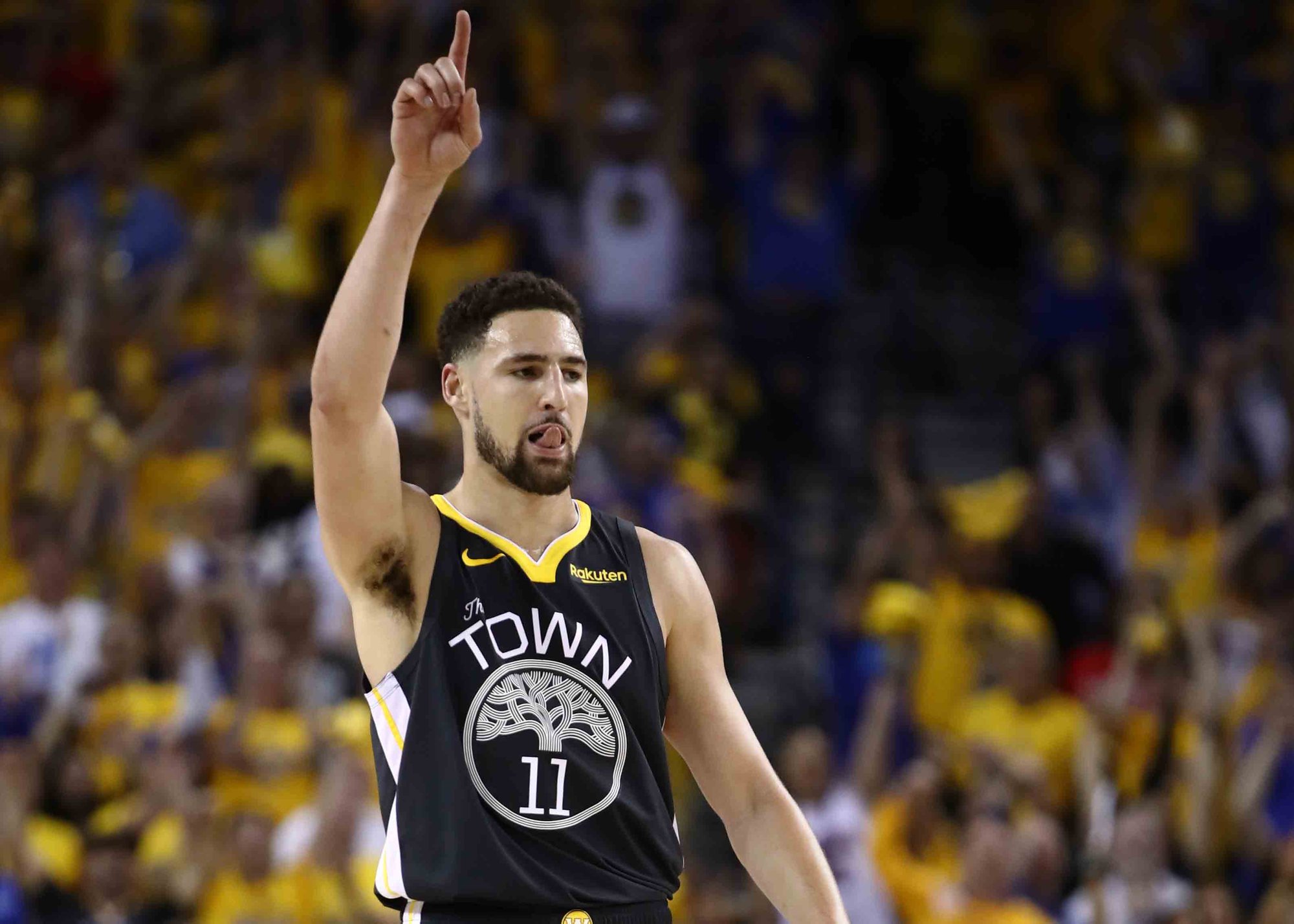 在他不在场 在他不在场