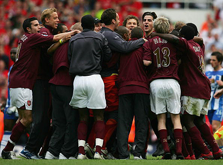 逼出对手艰 逼出对手艰